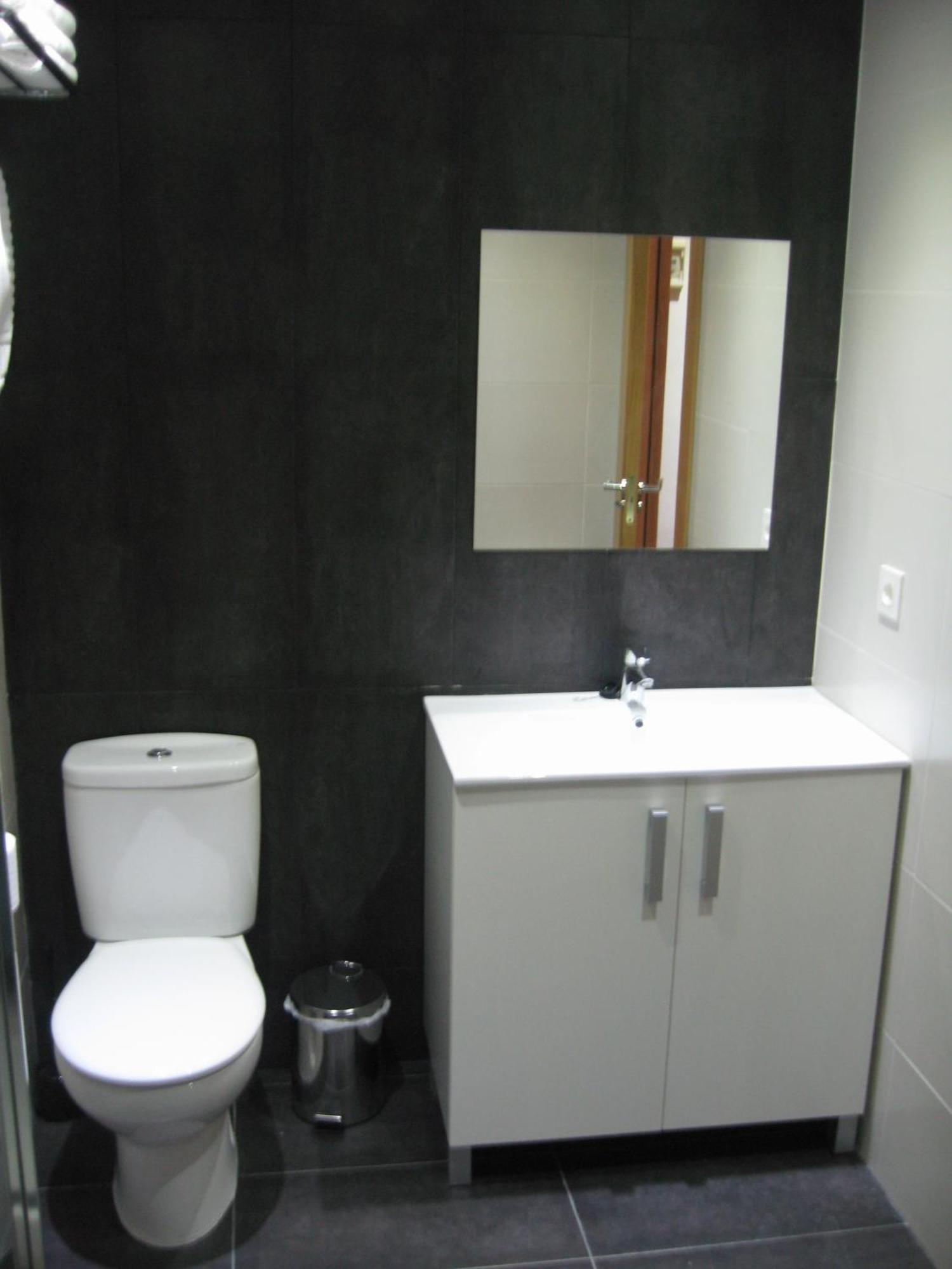 Hostal Libertad Gijón Cameră foto